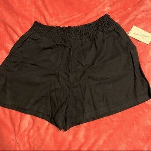 Universal Thread Shorts